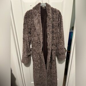 Soma Plush Robe